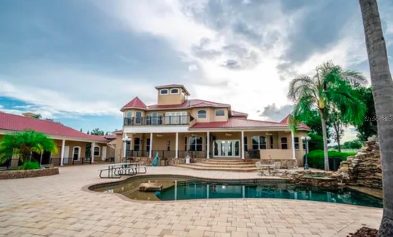 Farm and Lakefront Estate near Tampa, FL - bring the horses and farm animals $4,900,000