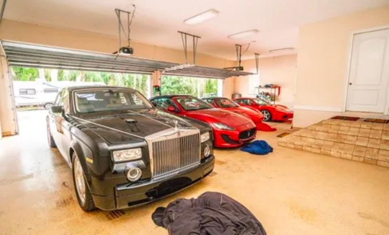 Farm and Lakefront Estate near Tampa, FL - bring the horses and farm animals $4,900,000